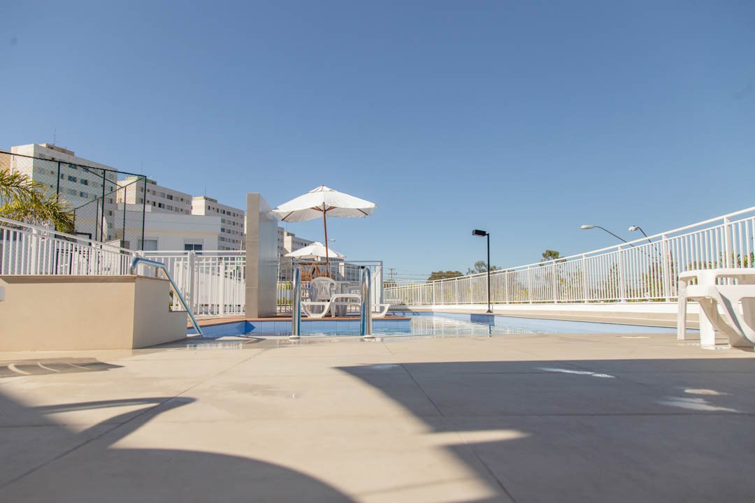 Piscinas adulto e infantil 