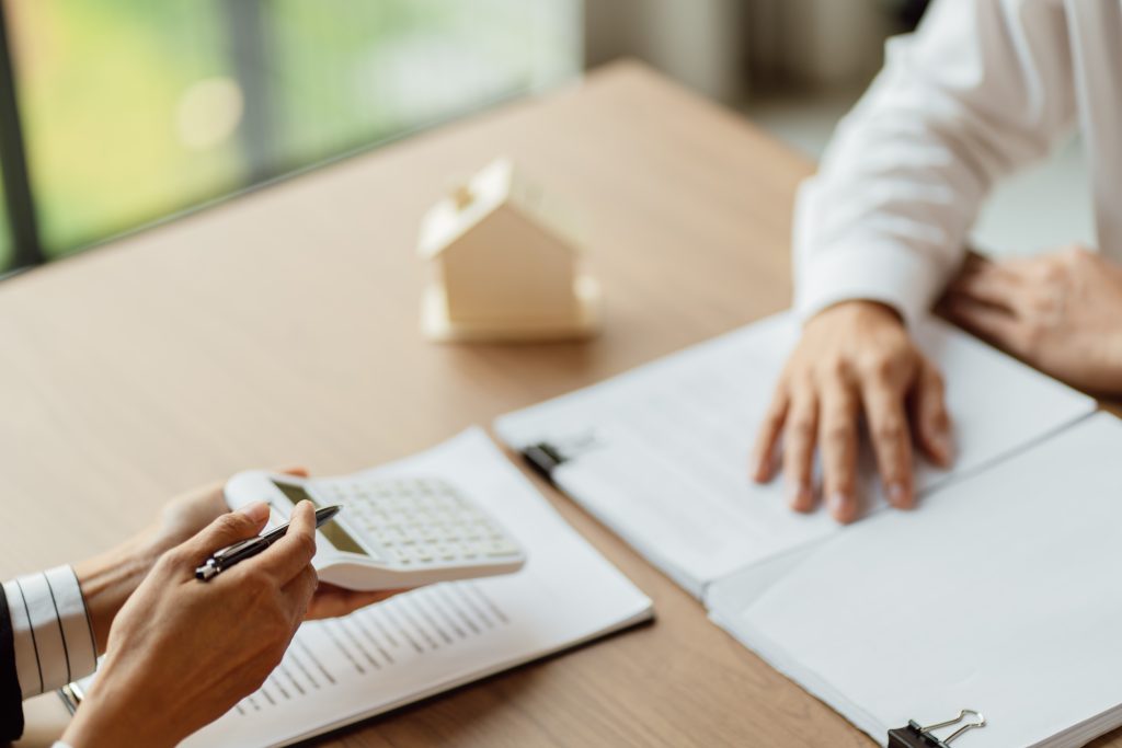 Investimento em imóveis: como evitar os erros críticos da primeira alocação